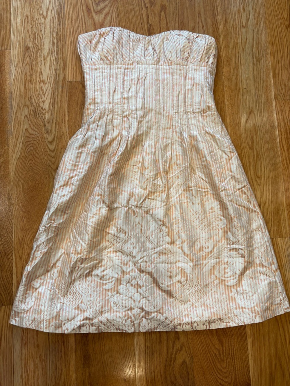 100% Silk Vintage Kay Unger Peach & Ivory Strapless Brocade Dress (Size 4/6)